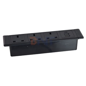 3UK Outlets Tomas de corriente multifuncionales de escritorio 3AC Enchufe eléctrico 2 * USB A + 1 * USB C Tomas de carga ABS - Product Image 3