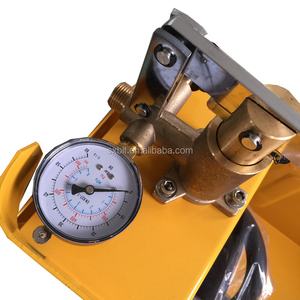 <strong>Manual</strong> Pressure <strong>Testing</strong> Pump for Quick and Exact Compression <strong>Testing</strong> for <strong>Testing</strong> of Leaks in Installations, - Product Image 6