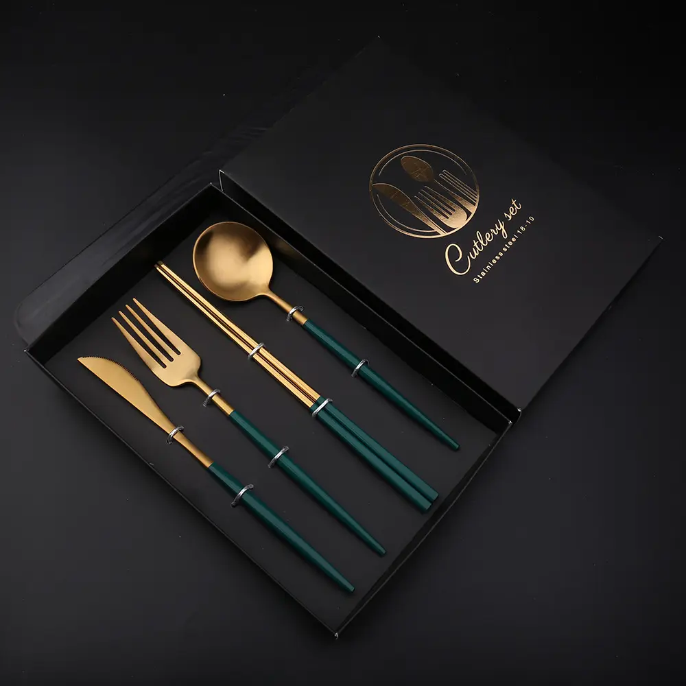 Commercio all'ingrosso di lusso argento dorato utensili in acciaio inox posate set forchetta cucchiaio bacchette set di posate per la festa di nozze