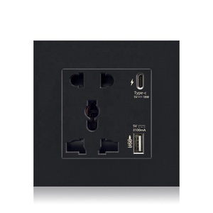 白色国际通用USB C壁式插座18w快速充电手机电源插座壁挂式-c电源插座 - Product Image 2
