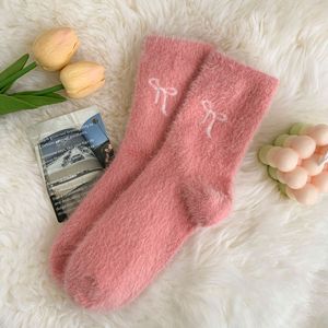 Giữa Chiều Dài Nữ Vớ Nhiệt Mềm Lông Giả Chồn Với Bow Thêu Mùa Đông Ấm Áp Dệt Kim Vớ Với Logo Trên Cuff Sử Dụng Hàng Ngày - Product Image 3