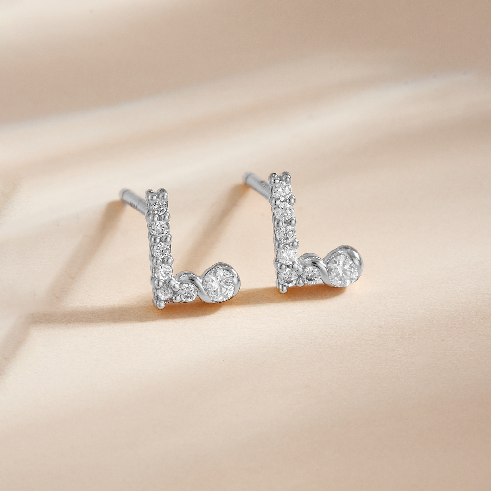 Silver MME1386-S-L