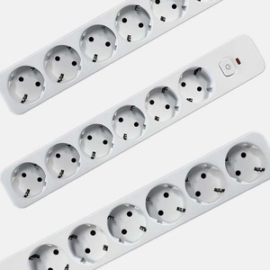 電源ストリップ13A/16A定格電流延長ソケット110V - Product Image 1