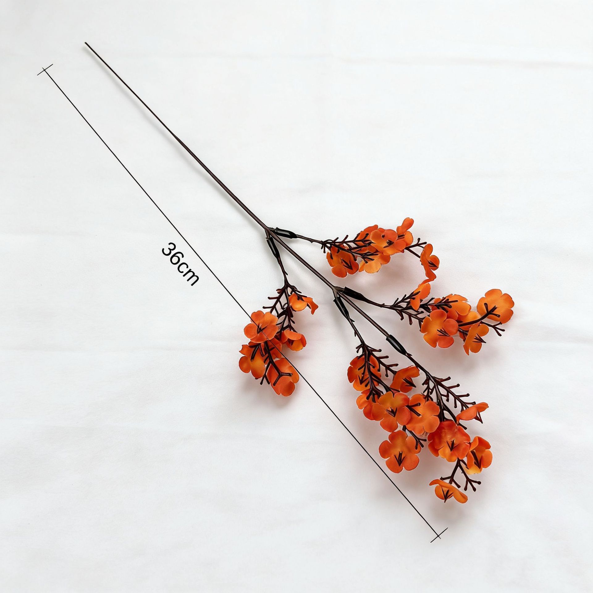 Small flowers and stars orange