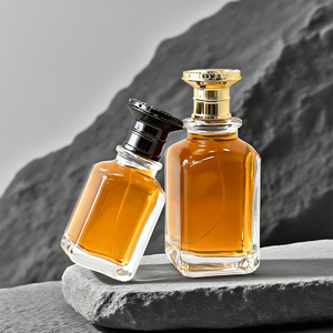 Chất Lượng Cao Sương 30Ml 50Ml 100Ml Chai Nước Hoa Sang Trọng Thanh Lịch Tùy Chỉnh Thủy Tinh Vuông Chai Nước Hoa - Product Image 2