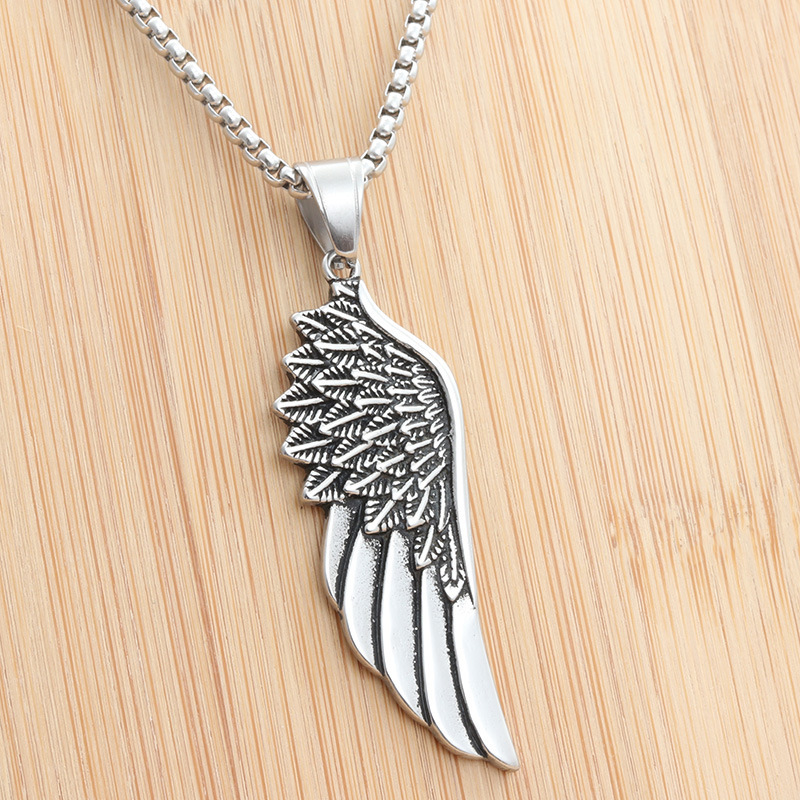 Pendentif en argent avec une chaîne de perles carrées de 3,0*60 cm