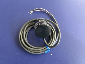 100% New and Original E6B2-CWZ6C Rotary <strong>Encoder</strong> Incremental 2M 1000 <strong>P</strong>/<strong>R</strong> - Product Image 5
