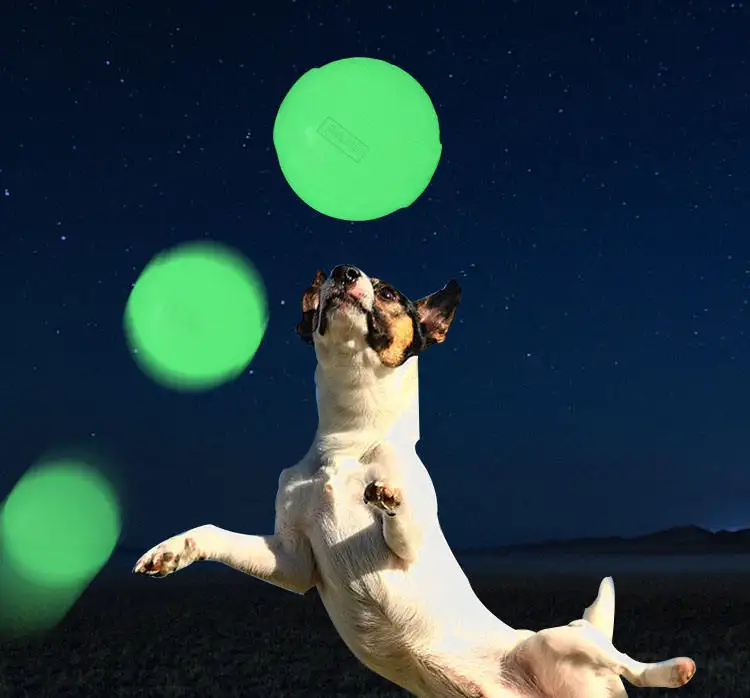 ライトアップインタラクティブきしむ犬のボール噛むおもちゃ暗闇の中で光る弾む敏捷性屋外常夜灯テニスボール犬のおもちゃ