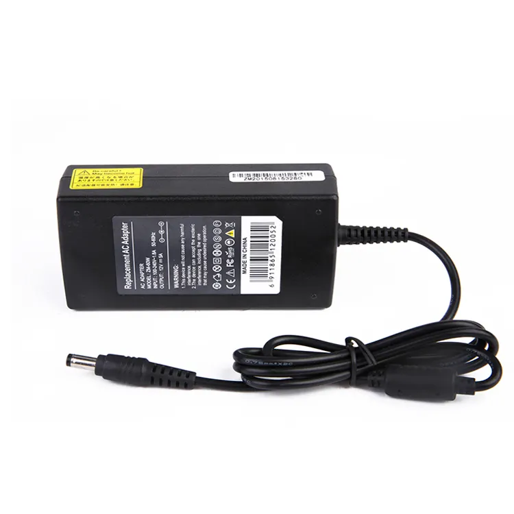 Hete Verkoop Universele Lader Adapter 60W 5a 12V Ac 220V Naar Dc 12V Adapter Laptop Oplader