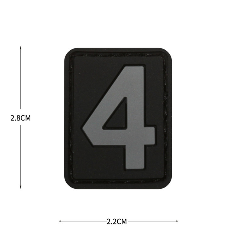 4 (fondo negro gris)