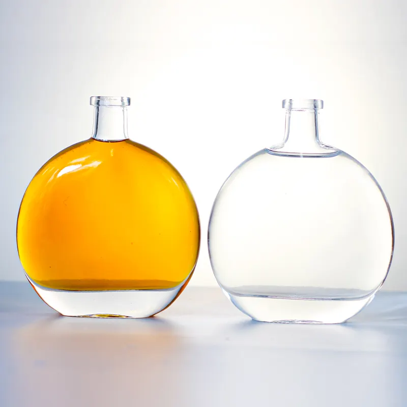 Bottiglia di Rum oblato personalizzata da 250ML 500ML 700ML bottiglia di vetro liquore liquore con tappo