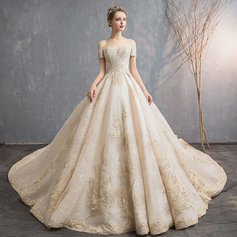 S245Q 2022 nuovo abito da sposa super fata di lusso con coda lunga principessa fantasia monospalla