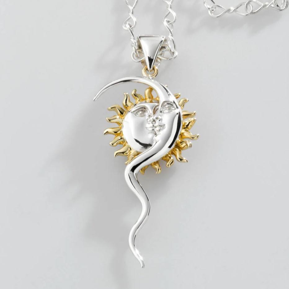 Collier baiser soleil et lune en argent