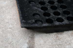 फैक्टरी मूल्य रबर सामग्री राजमार्ग सड़क रबर गति बम्प - Product Image 4