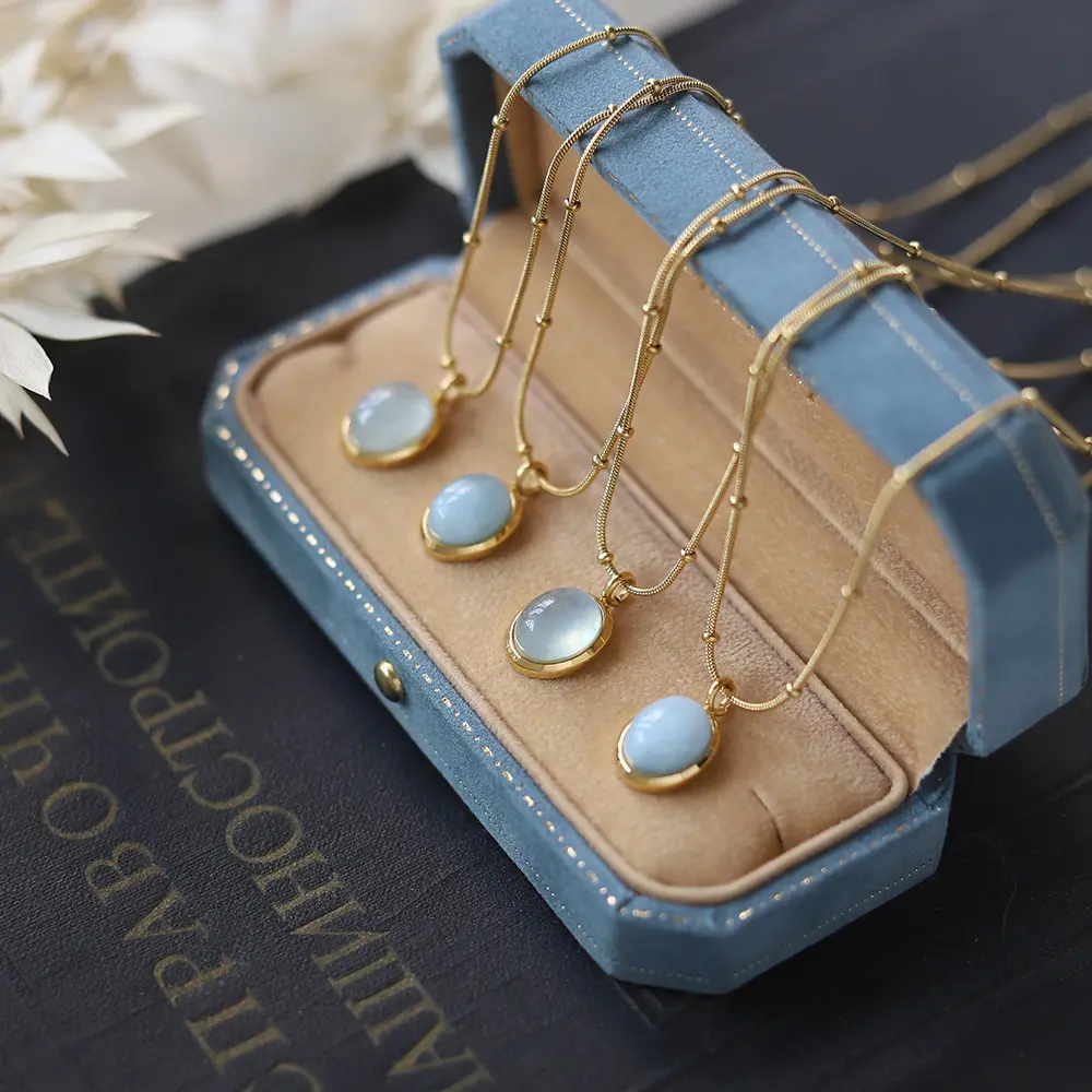 Geili Starry Sea Vintage Titan Stahl 18 Karat Gold Kette Opal Oval Anhänger Halskette Damen Schlüsselbein Kette