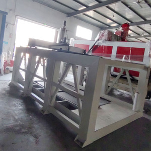 Máquina enrutadora de espuma Cnc que es de alta precisión para muñecas y decoraciones de boda artesanales de precisión - Product Image 2