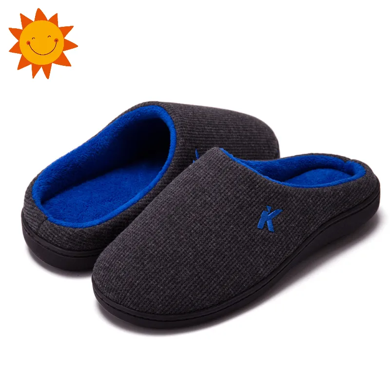 2023 vendita calda di fabbrica inverno Memory Foam pantofole da casa per interni scarpe stile zoccoli da uomo calde pantofole in tessuto TPR resistenti all'usura