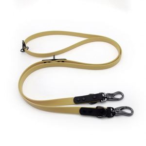Correa de perro de PVC ecológica de alta calidad, impermeable, suave, multifunción, diseño de 2 cuerdas, patrón sólido, decoración de remache con hebilla XS - Product Image 6