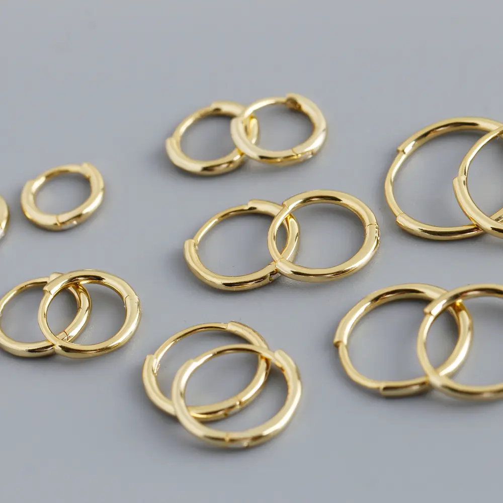 Orecchini classici di dichiarazione all'ingrosso per le donne orecchini a cerchio Vermeil in oro 18 carati con cartilagine in argento Sterling 925