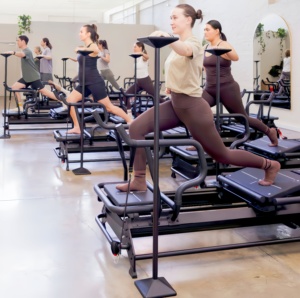 Yoga Reformer Fitnessapparatuur Xformer Oefenmachine Core Bed Pilates Reformer Set Commerciële Megaformer Pilates Bed - Product Image 4