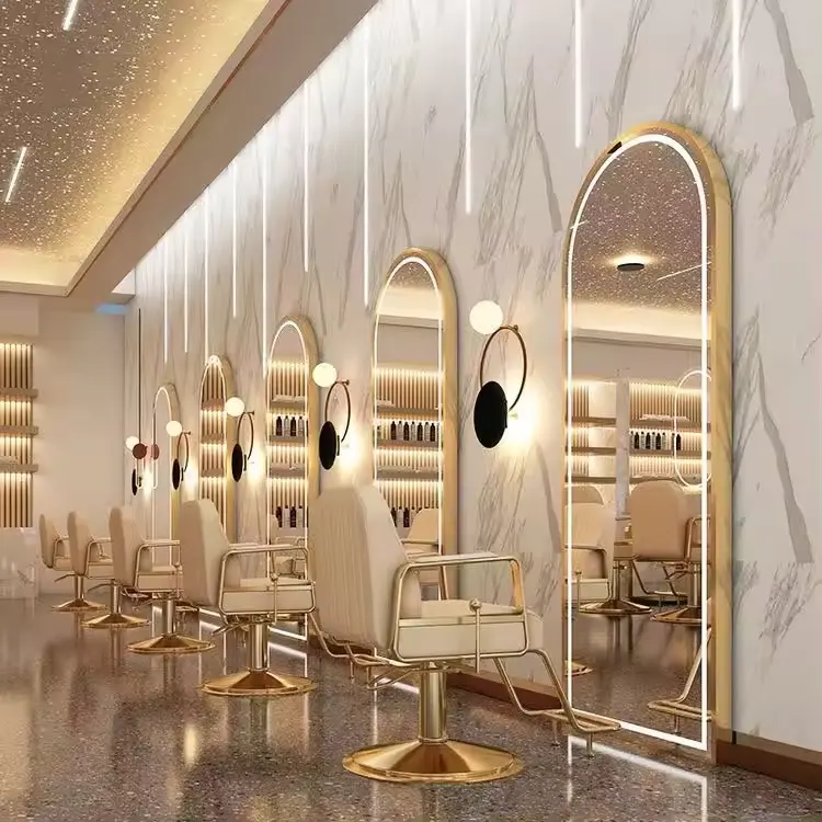 Espelho de salão de beleza LED para maquiagem e cabeleireiro, móveis de parede para salão de beleza, estilo dourado grande e popular