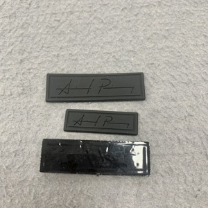 カスタム2Dエンボス加工ゴムロゴラベルソフトPVCパッチ衣料品用 - Product Image 6