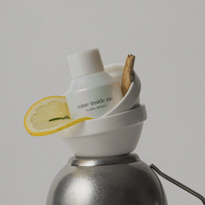 Y bölgesi bakımı için kadınsı samimi yağ nemlendirici pH dengesi çiçek odunsu kokusu doğal koku kontrolü hassas ciltler için güvenli - Product Image 3