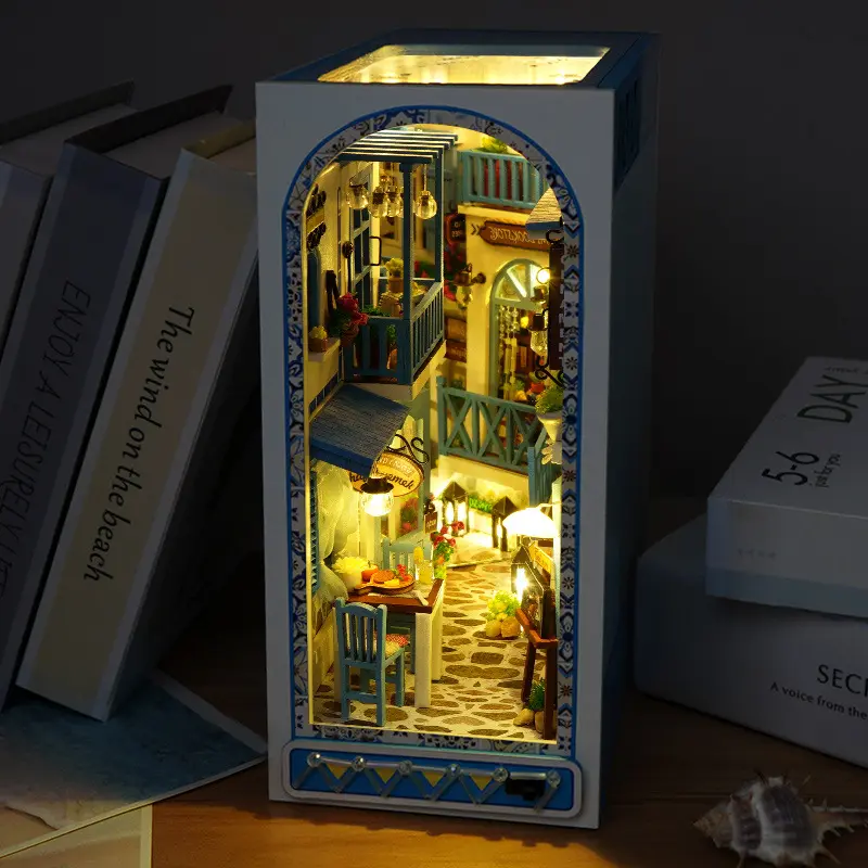 Ensemble de meubles pour maison de poupée et recoin de livre miniature brise de mer 3D fait à la main Ensemble d'étagère assemblé unisexe pour enfants