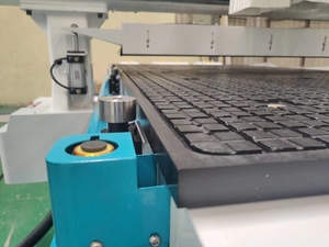 Enrutador CNC ATC de madera con sistema de cambio automático de herramientas, enrutador de madera - Product Image 4