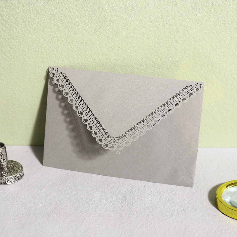 L-N°12 : Gris