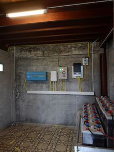 26年超高品質長寿命鉛蓄電池OPZS電池2V1000AH