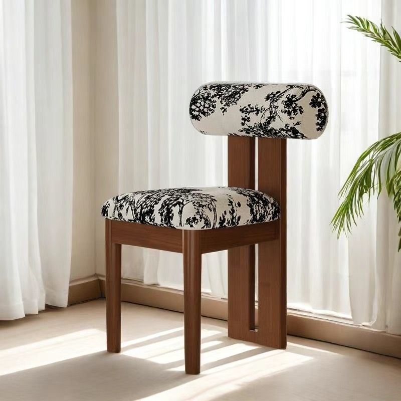 coussin motif prune noix de pécan-polaire d'agneau