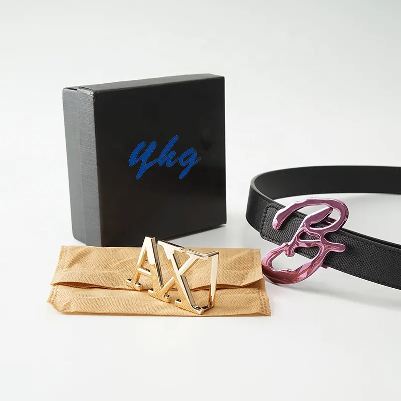 Hebillas de Metal con letras de aleación de Zinc y diamantes de imitación con logotipo personalizado en relieve YHG para cinturón de cuero para ropa vaquera