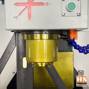 VMC640 Mit GSK-und FANUC-Steuerungs systemen zum Verkauf und Verkauf CNC-Fräsmaschinen zentrum - Product Image 4