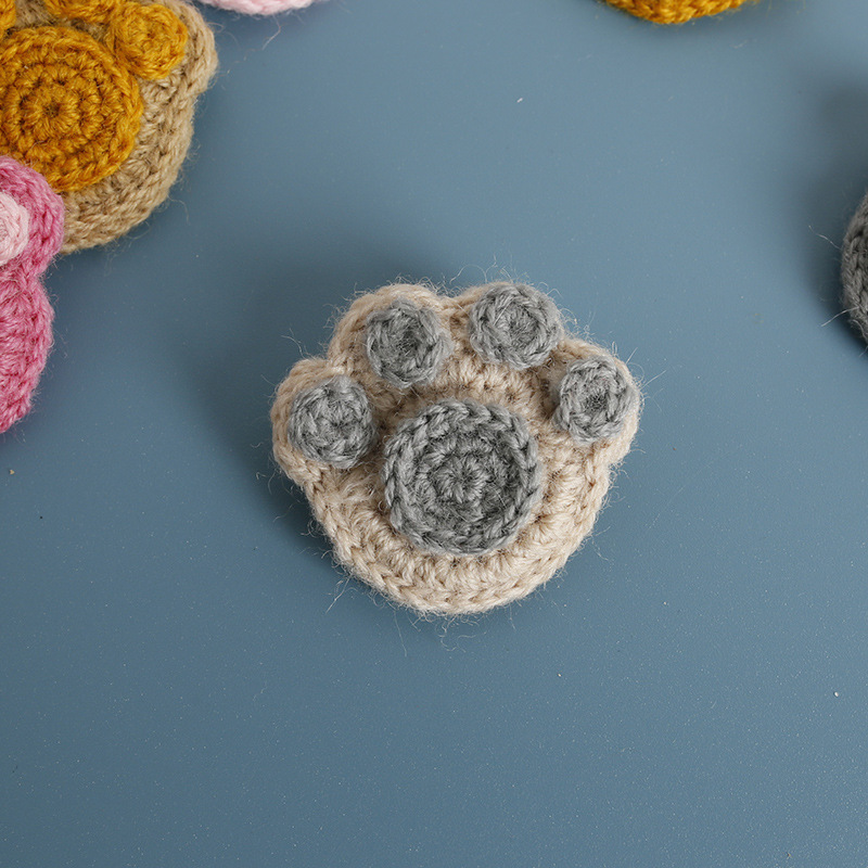 Broche patte d'ours kaki
