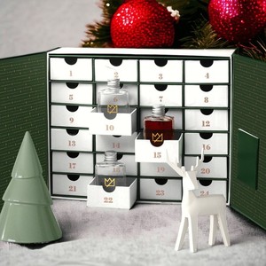 24天纸板红基督教葡萄酒降临日历 - Product Image 1