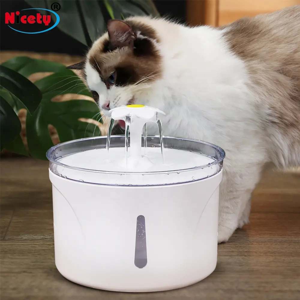 Filtro de bebedero de viaje personalizado con logotipo OEM de 2,5 l al por mayor para gatos, fuente de agua LED automática eléctrica para mascotas
