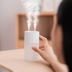 โมเดิร์น 270ml สเปรย์คู่ฉายความชื้นแบบพกพา USB Mist รถความชื้นน้ําน้ํามันหอมระเหยกระจายกลิ่นหอม DQ117 - Product Image 2