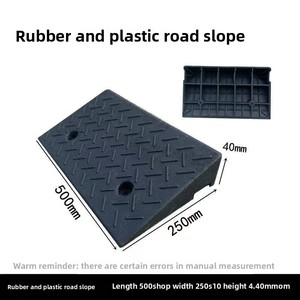 PVC araba hız yumru yol kenarı eğim pedi ve yokuş yukarı tırmanma için lastik rampası hız kesici eşik üçgen tırmanma için - Product Image 4