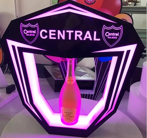 Şarj edilebilir <span class=keywords><strong>LED</strong></span> Glorifier plastik akrilik gece kulübü Bar işıklı likör şişe tutucu standı şarap viski sunum vitrin rafı