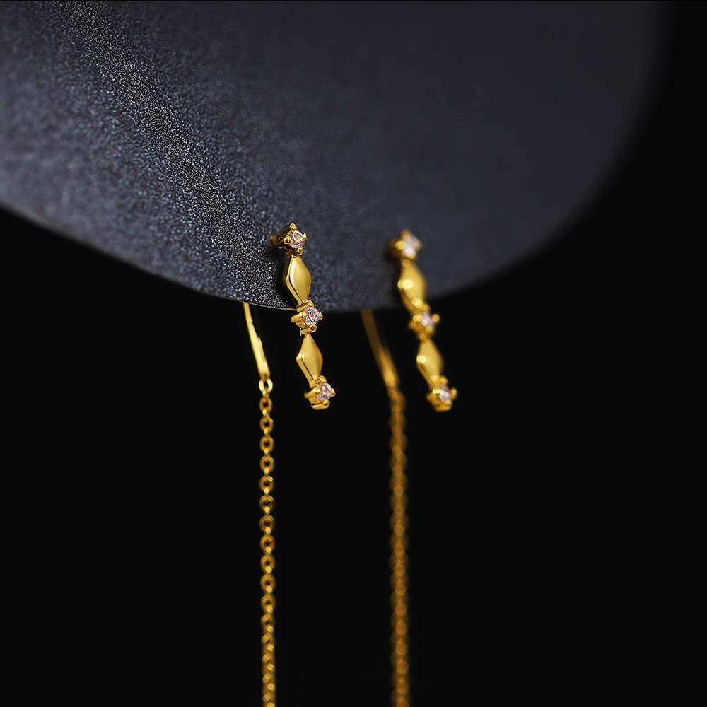 E1673 gold