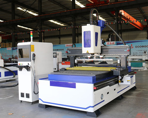 Redwood Furniture Holzbearbeitungs-CNC-Fräser 1530 3-Achsen-Holzgravur-und Fräsmaschine mit automatischer Werkzeug wechsel funktion - Product Image 2