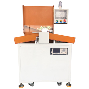 Selector clasificador de paquete de batería cilíndrica de litio Máquina clasificadora de clasificación de separación automática para celda de batería 18650 21700 - Product Image 1
