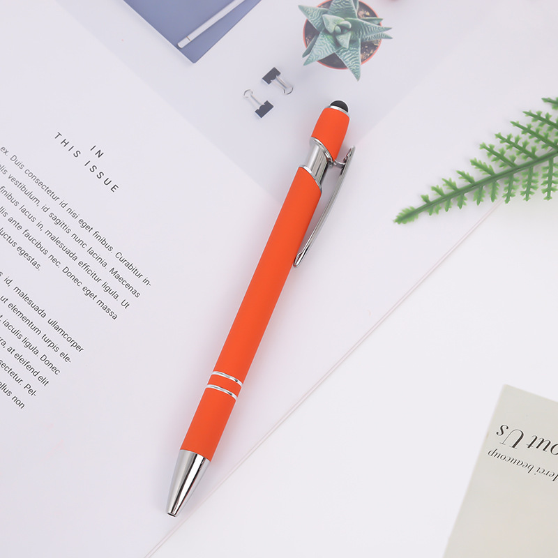 Naranja rojizo