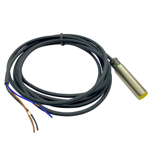 Sensor de interruptor de proximidad IP67 Dc 3 cables Sensor de proximidad Interruptor inductivo Distancia de detección 4mm para máquina de embalaje - Product Image 2