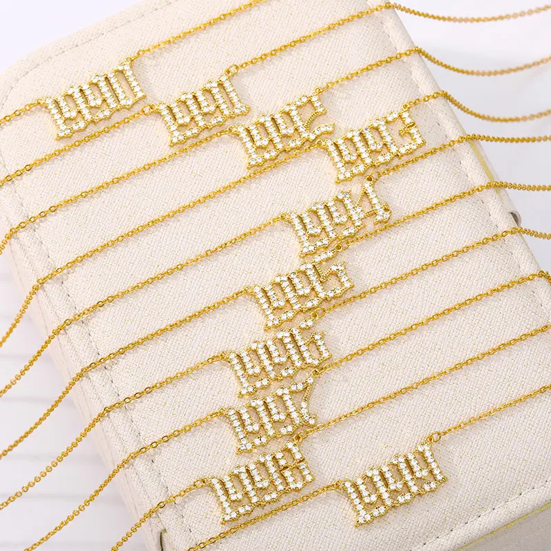 Personalizzato in oro 18 carati vecchio carattere inglese collana anno di nascita ciondolo collana venditore di gioielli per collane regalo placcato in oro alla moda