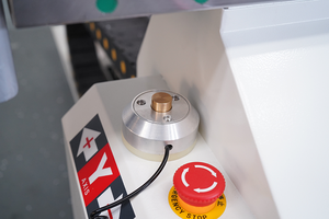 Enrutador CNC multifunción con dos husillos y cámara CCD para la fabricación de tableros de la industria publicitaria con CE - Product Image 5