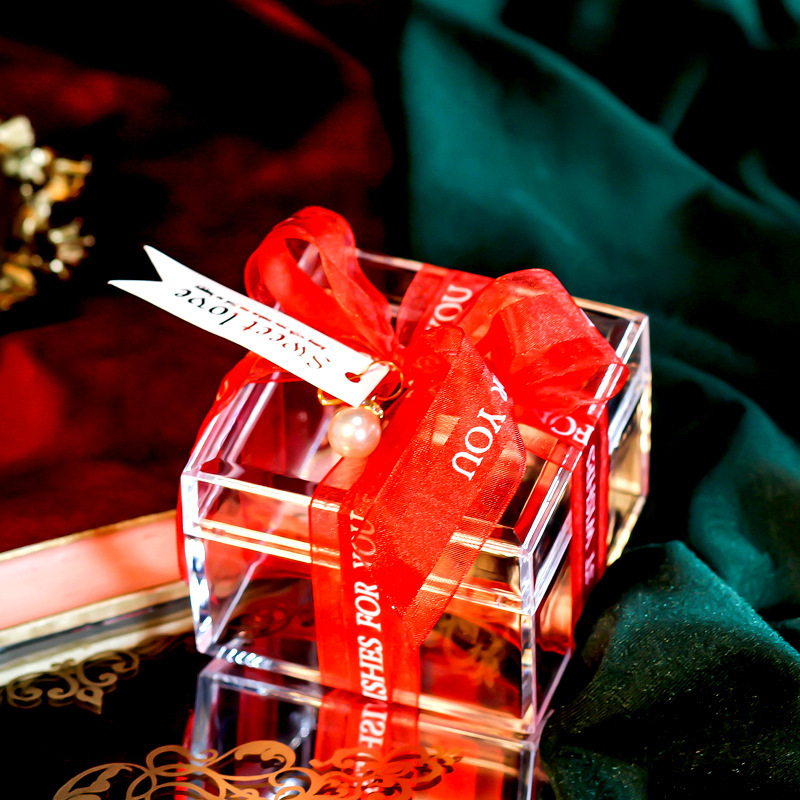 Red-including ribbon + sweet love card