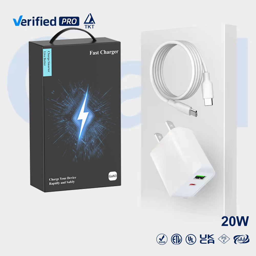 Blanc (chargeur mural + câble USB)