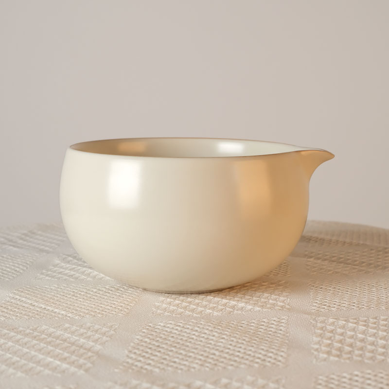 Beige matcha bowl